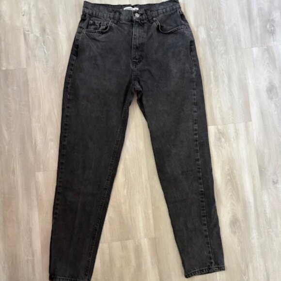 Pull&Bear Basic Black Mom Jeans - Size 4 - Picture 1 of 6